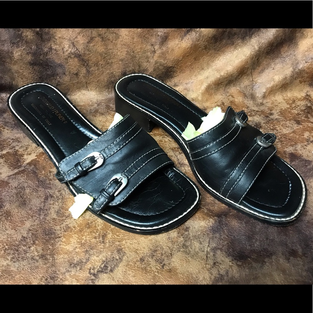 Donald J Pliner Black slip on sandals